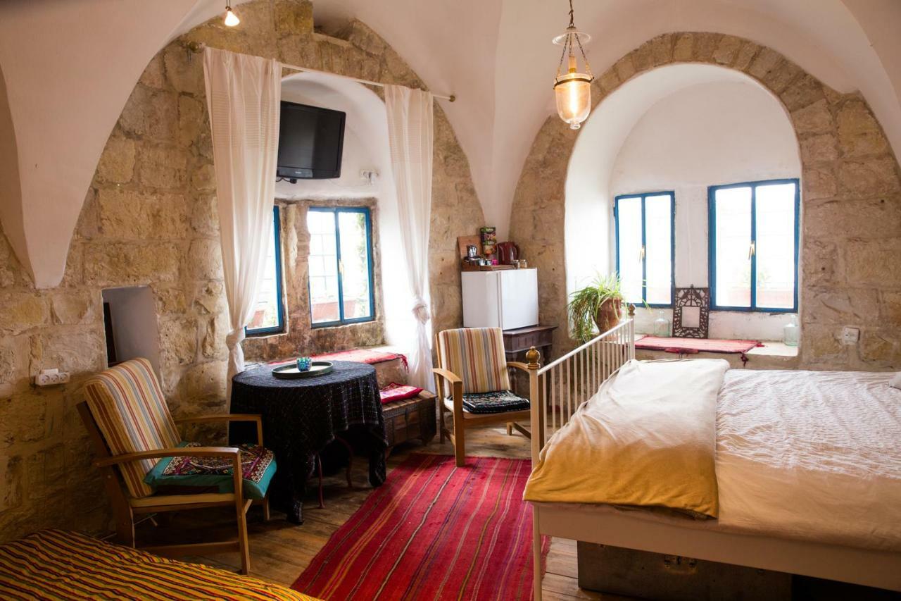 Mikes Khan Abu Ghaush Экстерьер фото